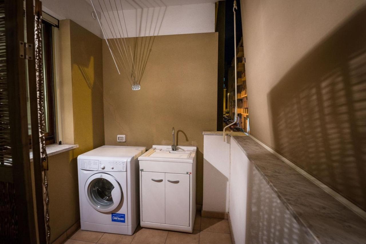 Da Sofia Apartment-Parking Кальяри Экстерьер фото