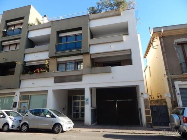 Da Sofia Apartment-Parking Кальяри Экстерьер фото