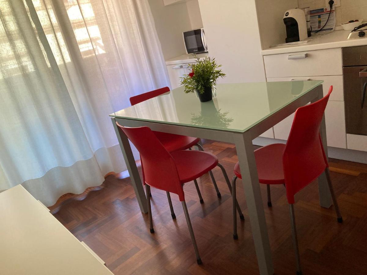 Da Sofia Apartment-Parking Кальяри Экстерьер фото