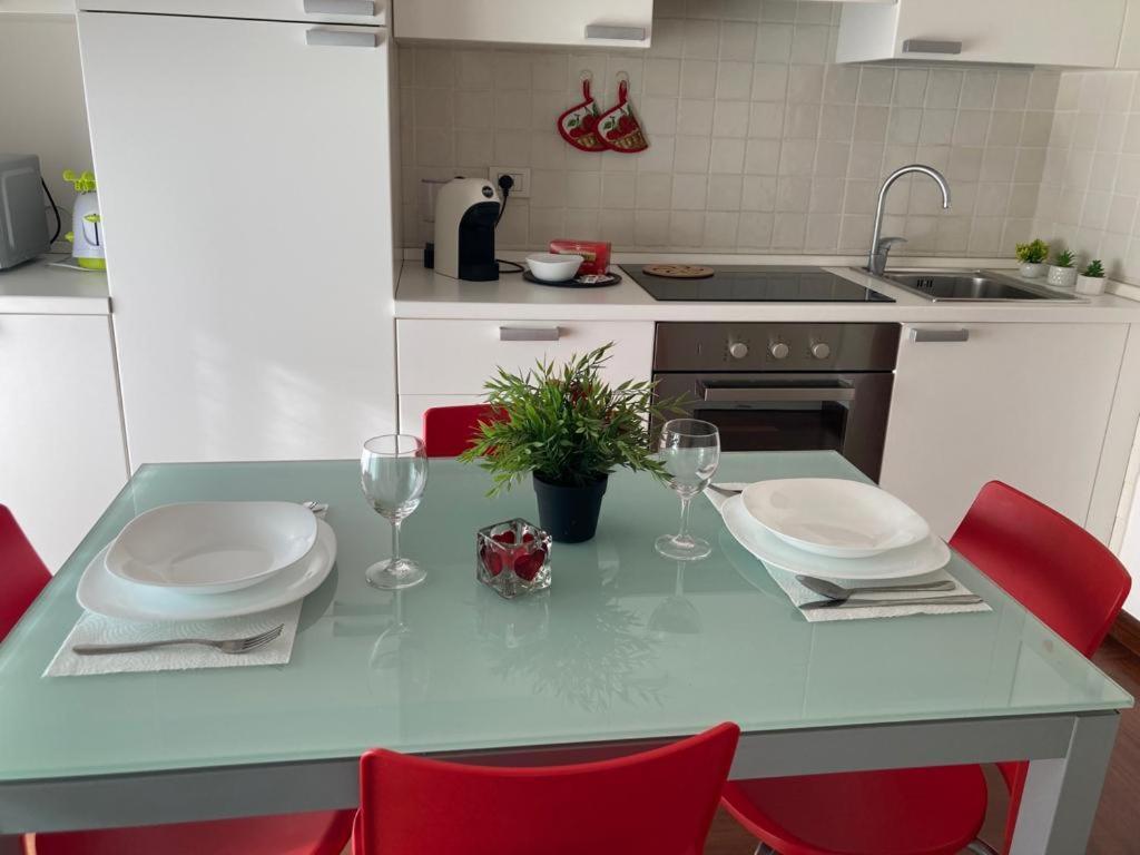 Da Sofia Apartment-Parking Кальяри Экстерьер фото