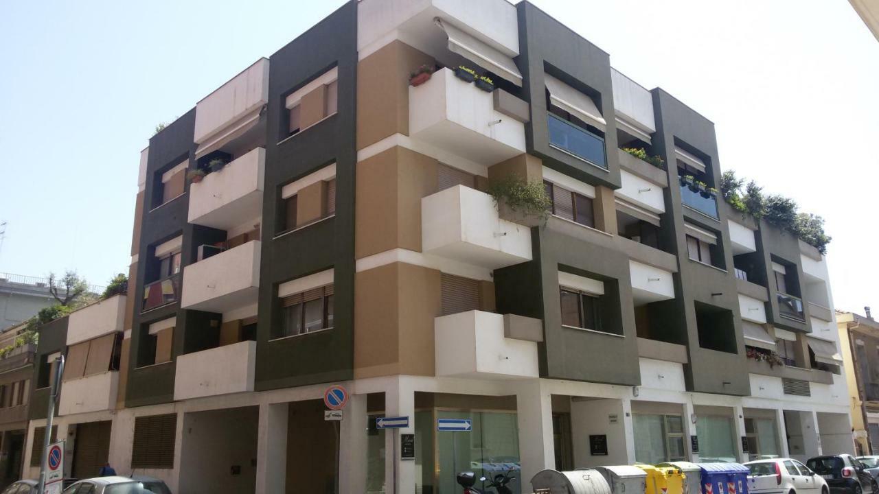 Da Sofia Apartment-Parking Кальяри Экстерьер фото